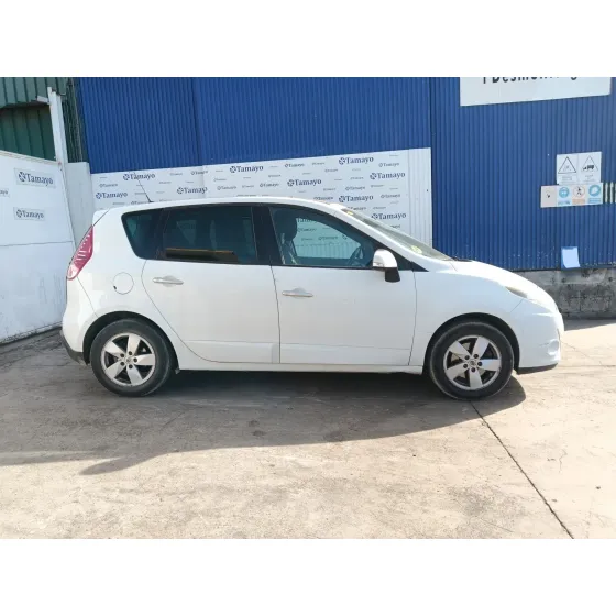 Renault SCENIC III (JZ0/1_) 2009