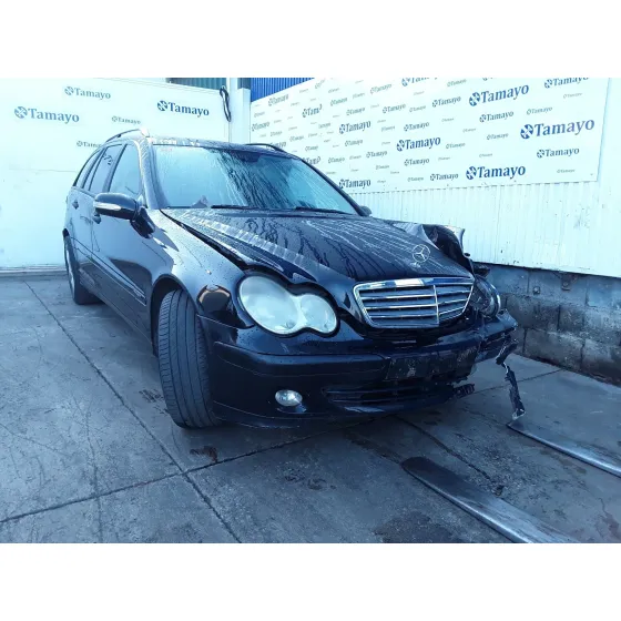 MERCEDES CLASE C (W203) FAMILIAR '2004 2.2 CDI CAT NEGRO