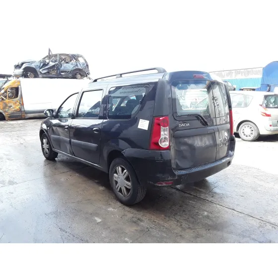 DACIA LOGAN '2010 * NEGRO