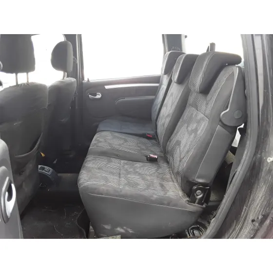 DACIA LOGAN '2010 * NEGRO