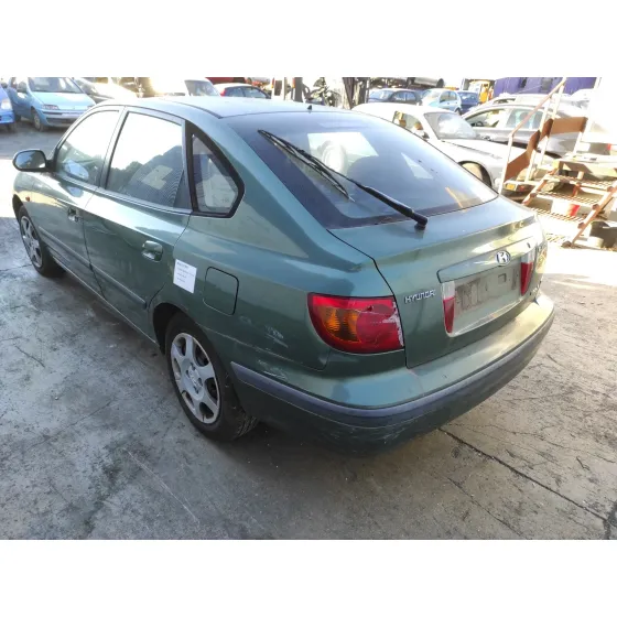 HYUNDAI ELANTRA (XD) '2001 1.6 16V CAT VERDE