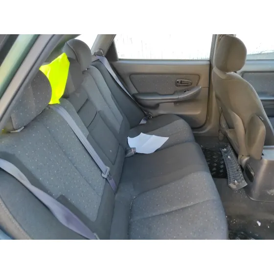 HYUNDAI ELANTRA (XD) '2001 1.6 16V CAT VERDE