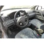 MITSUBISHI SPACE RUNNER (N60) MITSUBISHI SPACE RUNNER (N60) '2002 2.0 16V CAT PLATA 1999