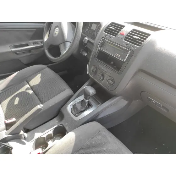 VOLKSWAGEN GOLF V BERLINA (1K1) '2006 1.6 NEGRO AZUL
