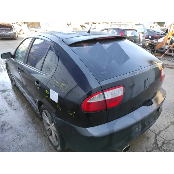 SEAT LEON (1M1) '2001 1.6 16V NEGRO
