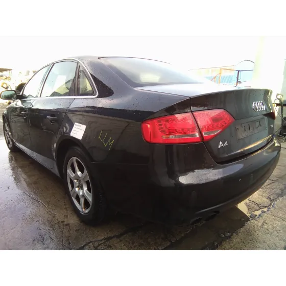 AUDI A4 BER. (B8) '2010 2.0 16V TDI NEGRO