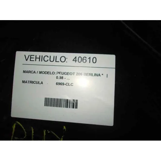 PEUGEOT 206 BERLINA '2003 * NEGRO