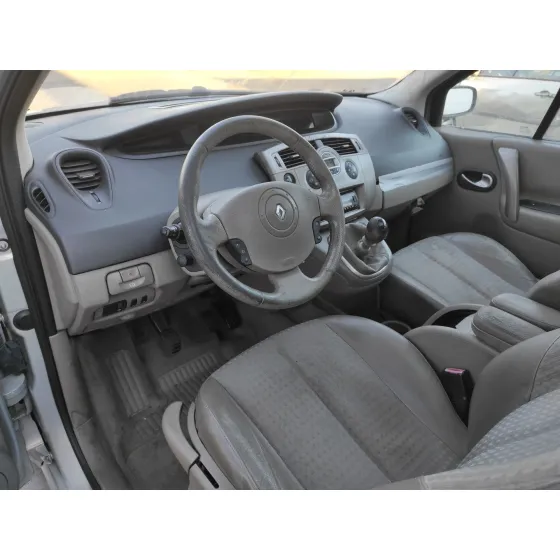 RENAULT SCENIC II '2004 1.9 DCI DIESEL PLATA