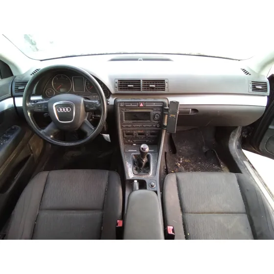 AUDI A4 BERLINA (8E) '2007 2.0 TDI NEGRO
