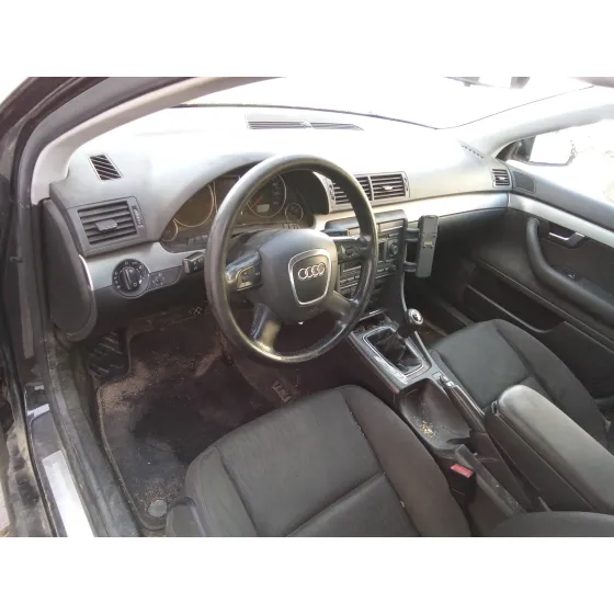 AUDI A4 BERLINA (8E) '2007 2.0 TDI NEGRO