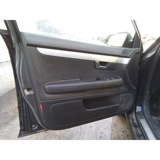AUDI A4 BERLINA (8E) '2007 2.0 TDI NEGRO