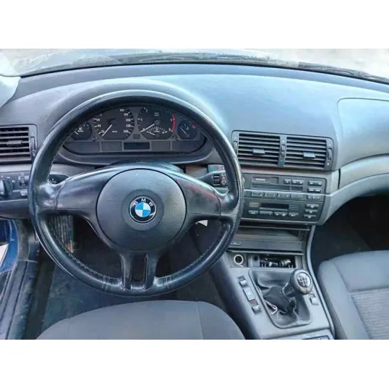 BMW SERIE 3 BERLINA (E46) '2002 * AZUL MARINO