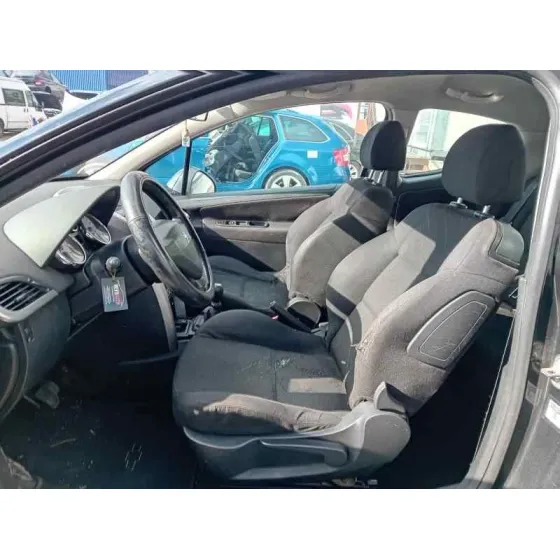 PEUGEOT 207 '2008