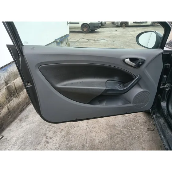 Seat IBIZA IV (6J5, 6P1) 2009