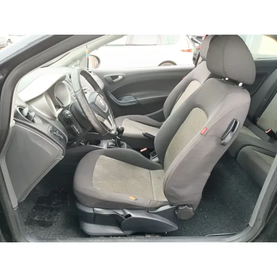 Seat IBIZA IV (6J5, 6P1) 2009