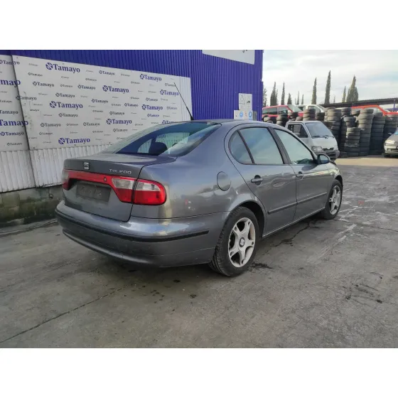 SEAT TOLEDO (1M2) '2003 * NEGRO
