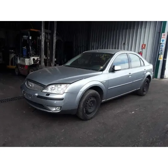 FORD MONDEO BERLINA (GE) '2004 AMBIENTE GRIS