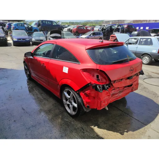 OPEL ASTRA GTC '2006 1.9 16V CDTI CAT (Z 19 DTH / LRD) ROJO