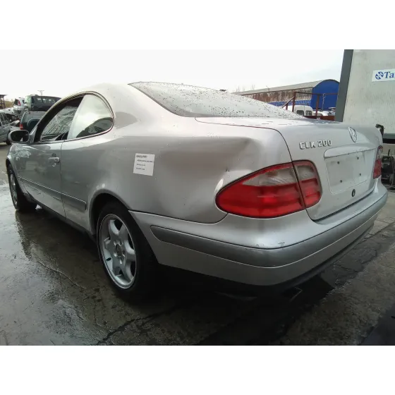 MERCEDES CLASE CLK (W208) COUPE '1998 3.2 V6 18V CAT PLATA