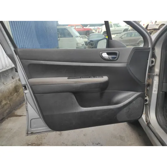 PEUGEOT 307 BREAK/SW (S2) '2004 * GRIS