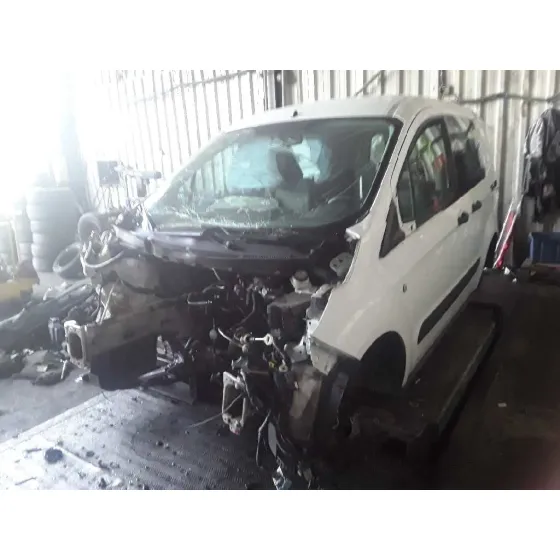 FORD TRANSIT COURIER '2017 1.5 TDCI CAT BLANCO
