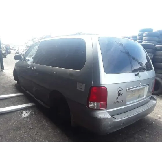 KIA CARNIVAL II '2003 2.9 CRDI LX PLATA