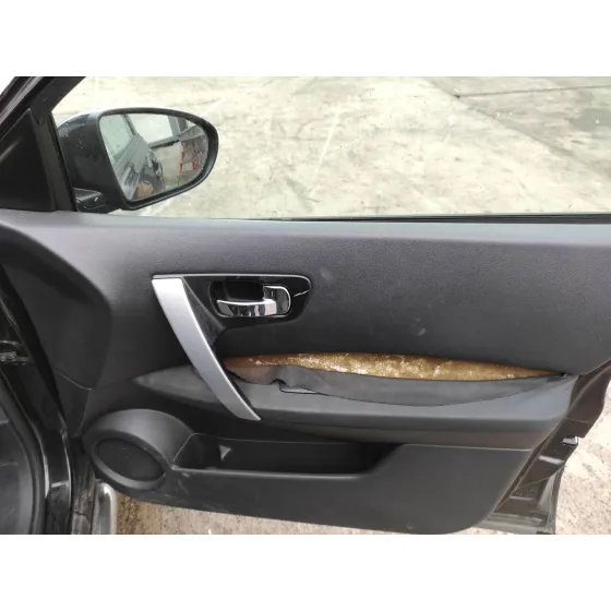 NISSAN QASHQAI (J10) '2008 2.0 16V CAT NEGRO
