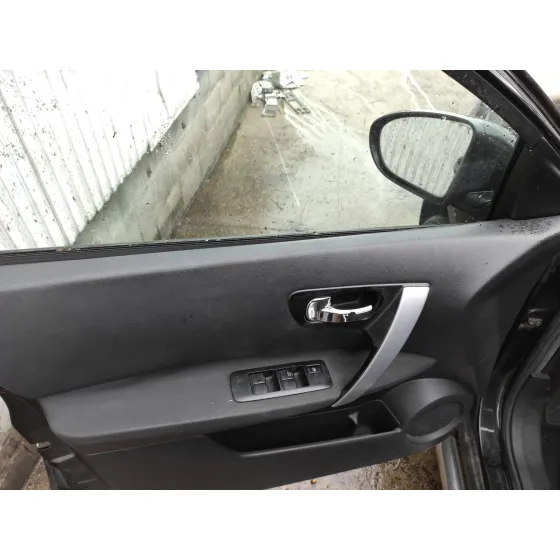 NISSAN QASHQAI (J10) '2008 2.0 16V CAT NEGRO