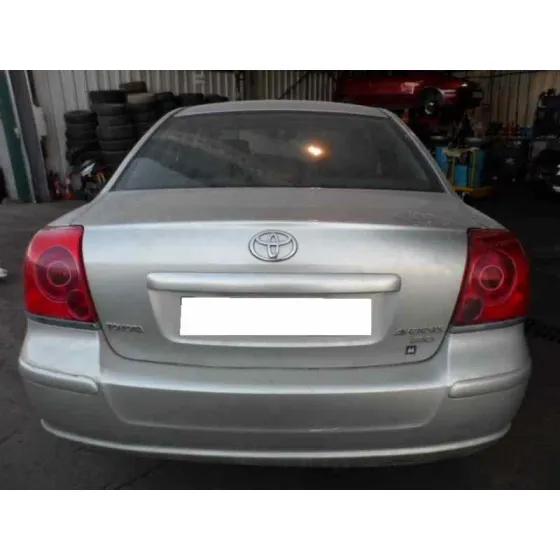TOYOTA AVENSIS BERLINA (T25) '2003 2.0 16V CAT PLATA