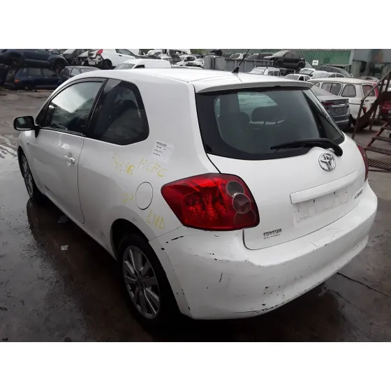TOYOTA AURIS '2008 1.4 TURBODIESEL CAT BLANCO