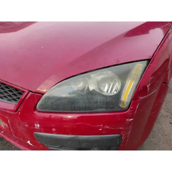FORD FOCUS BERLINA (CAP) '2006 1.8 TDCI TURBODIESEL CAT ROJO