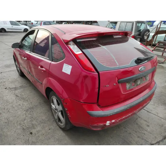 FORD FOCUS BERLINA (CAP) '2006 1.8 TDCI TURBODIESEL CAT ROJO