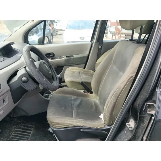 Renault MODUS / GRAND MODUS (F/JP0_) 2004