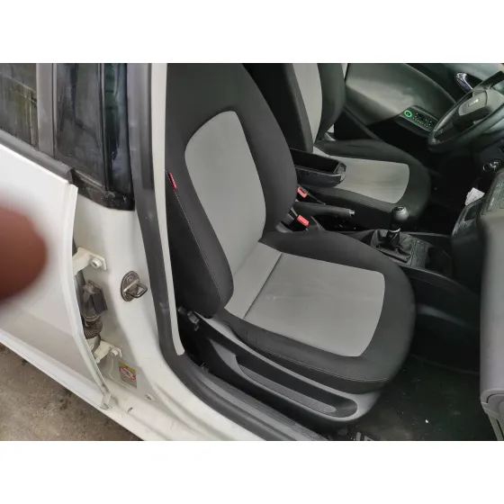SEAT IBIZA ST (6J8) '2013 1.6 TDI BLANCO