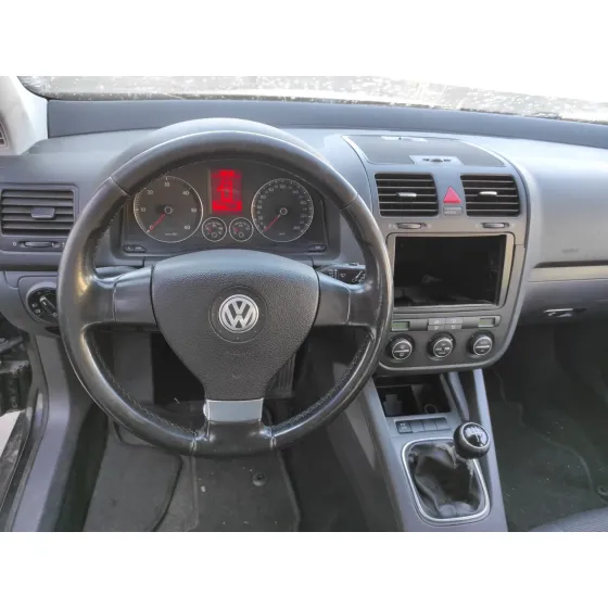 VOLKSWAGEN GOLF V BERLINA (1K1) '2008 NEGRO