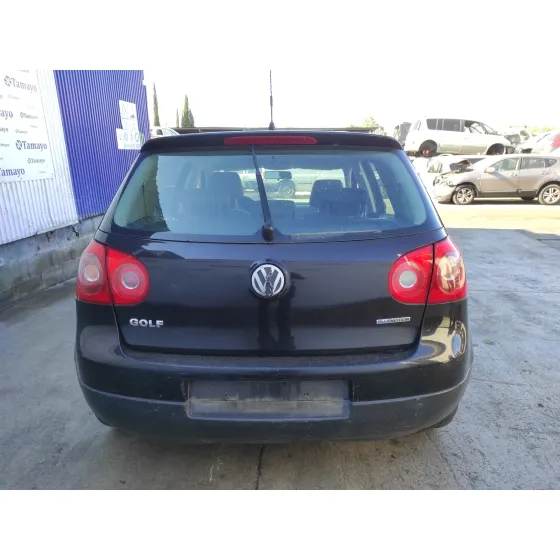 VOLKSWAGEN GOLF V BERLINA (1K1) '2008 NEGRO