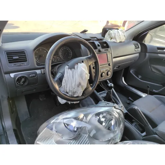 VOLKSWAGEN GOLF V BERLINA (1K1) '2005 2.0 TDI NEGRO
