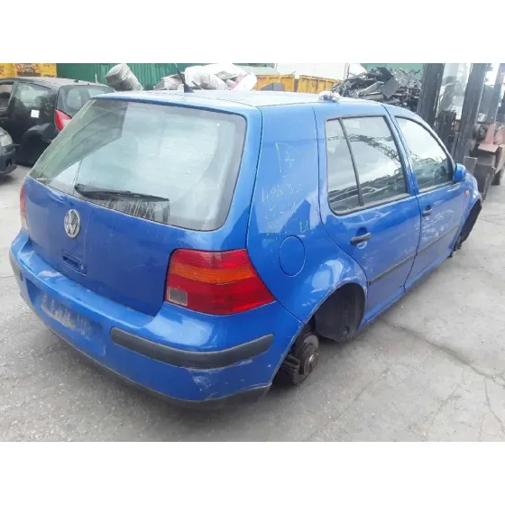 VOLKSWAGEN GOLF IV BERLINA (1J1) '1998 1.6 AZUL