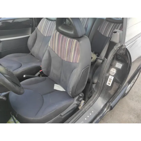 CITROEN C3 PLURIEL '2007 1.4 NEGRO