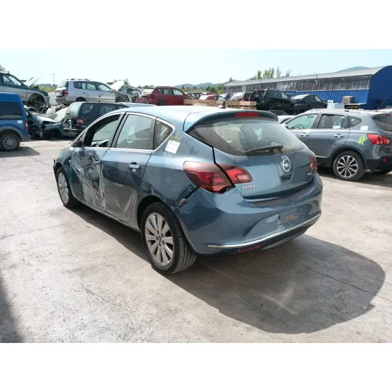 Opel ASTRA J (P10) 2009