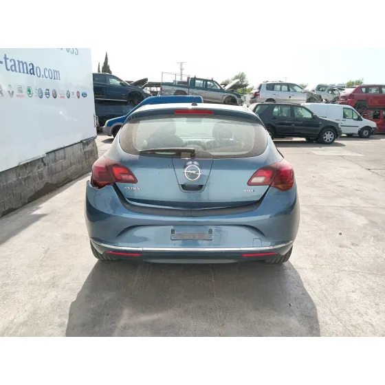 Opel ASTRA J (P10) 2009