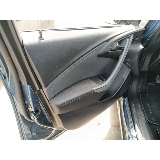Opel ASTRA J (P10) 2009