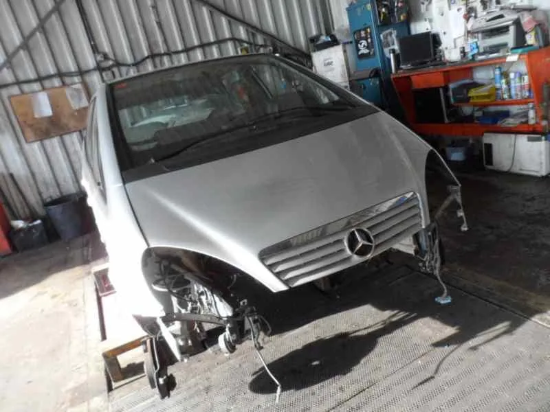 MERCEDES-BENZ CLASE A (W168) MERCEDES-BENZ BM SERIE 168 CLASE-A '2004 1.4 CAT PLATA 1997