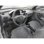 OPEL CORSA C OPEL CORSA C '2001 CORSA C BLANCO 2000