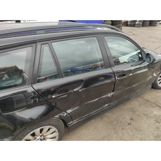 BMW SERIE 3 TOURING (E91) '2009 318D NEGRO