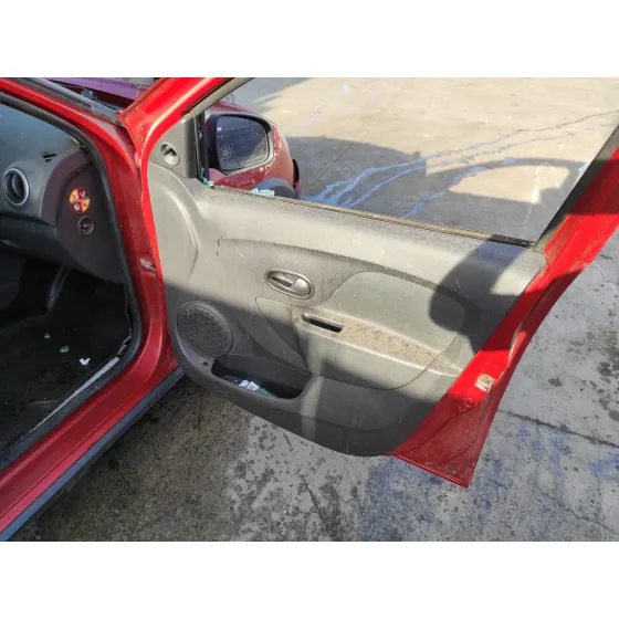 DACIA SANDERO '2014 0.9 TCE CAT ROJO