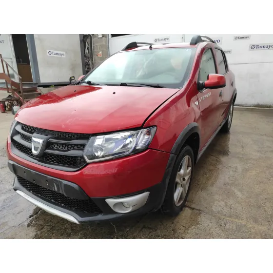 DACIA SANDERO '2014 0.9 TCE CAT ROJO