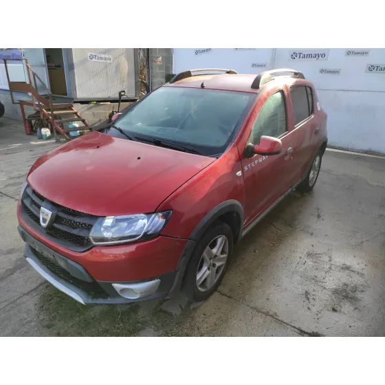 DACIA SANDERO '2014 0.9 TCE CAT ROJO