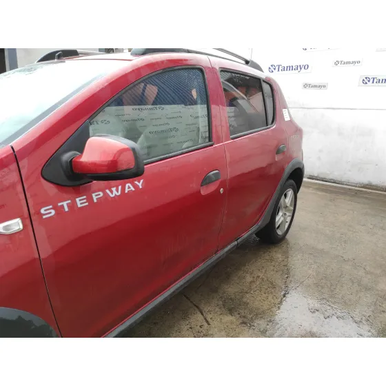DACIA SANDERO '2014 0.9 TCE CAT ROJO