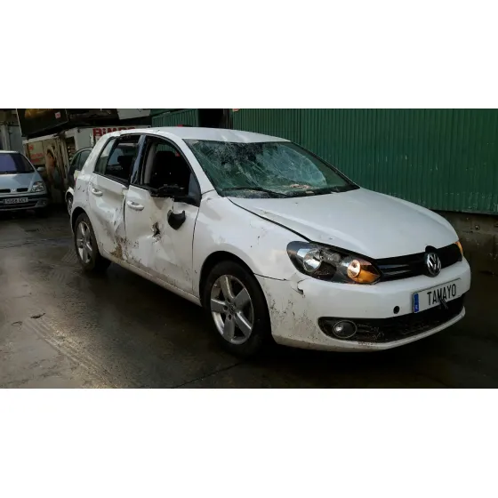 VOLKSWAGEN GOLF VI (5K1) '2012 * BLANCO